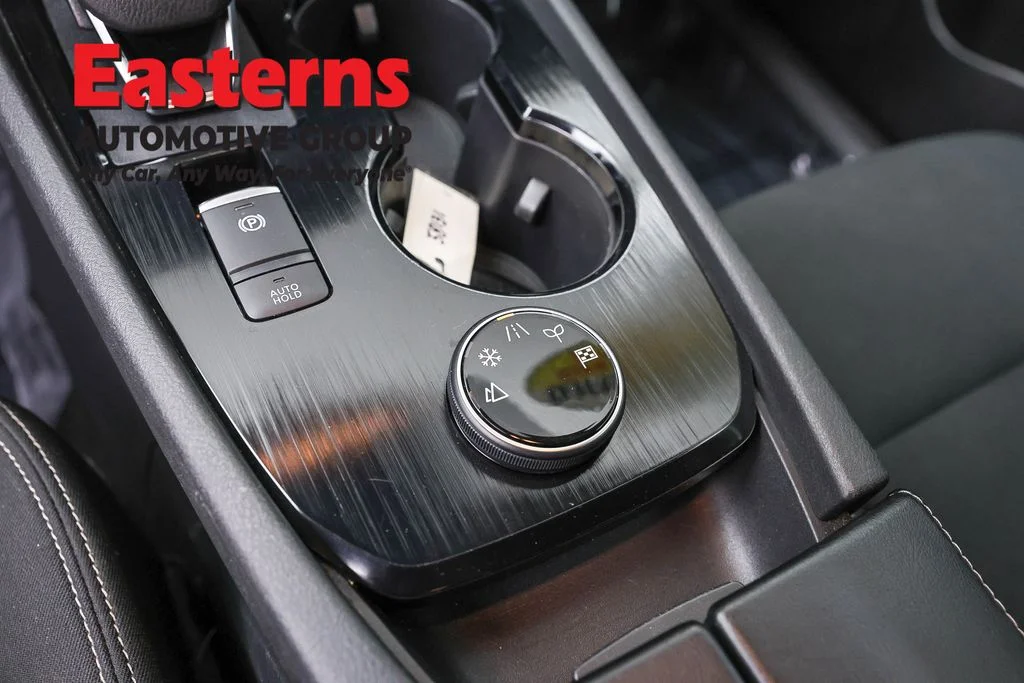 Used 2024 Silver Nissan S image 21