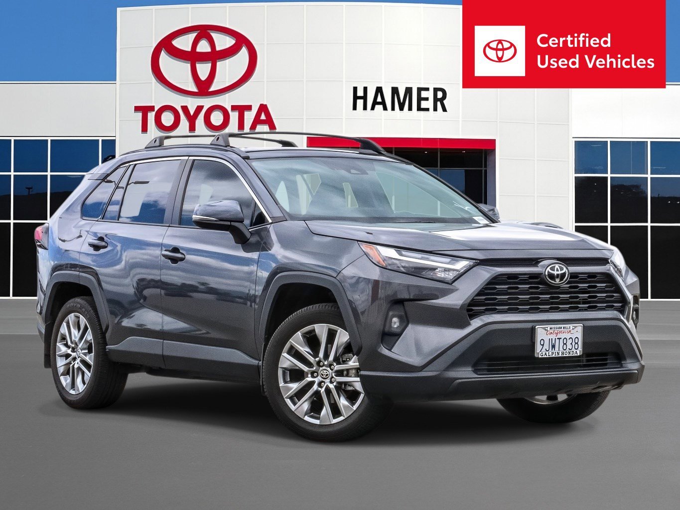 Used 2024 Magnetic Gray Metallic Toyota XLE Premium image 1