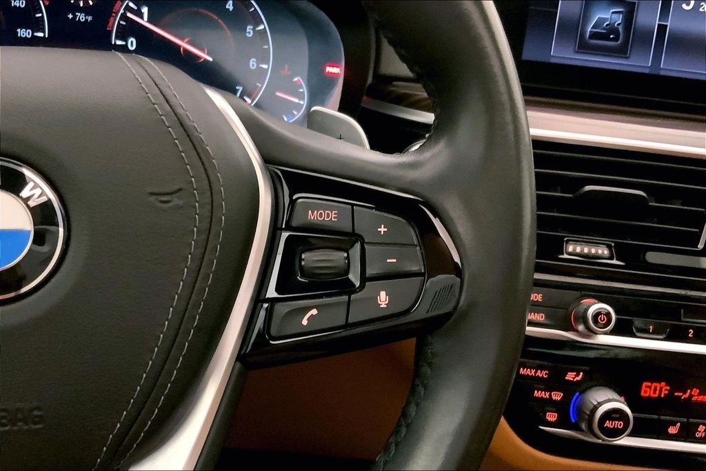 Used 2019 Mineral White Metallic BMW  image 19