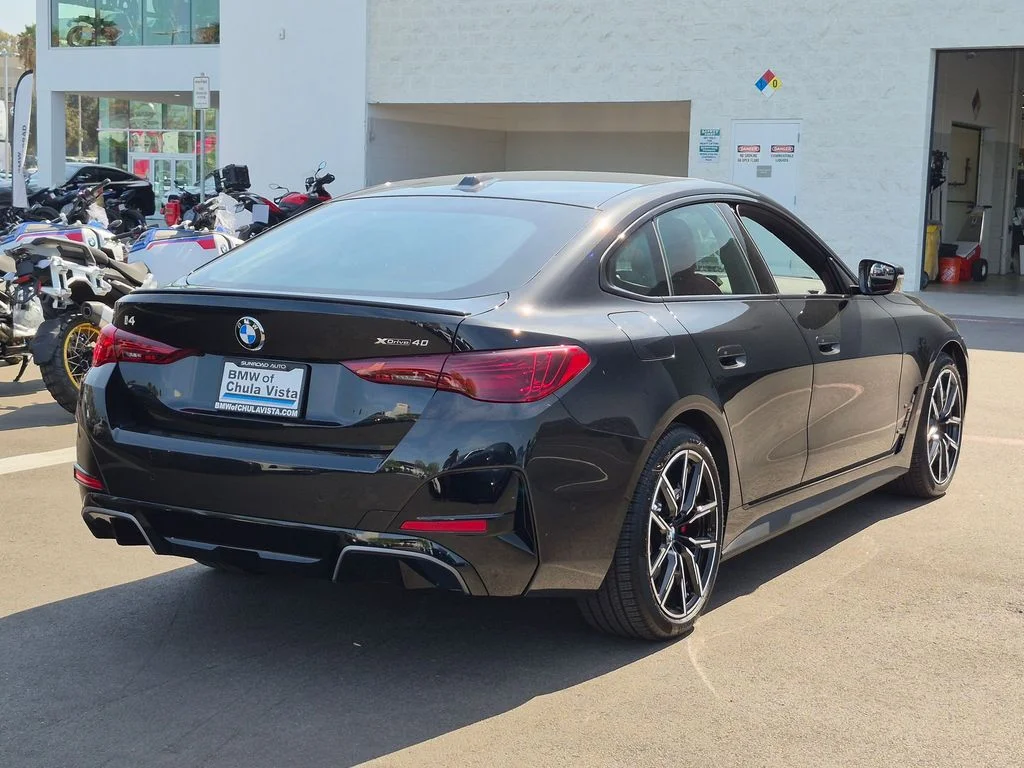 New 2026 Black BMW xDrive40 image 6