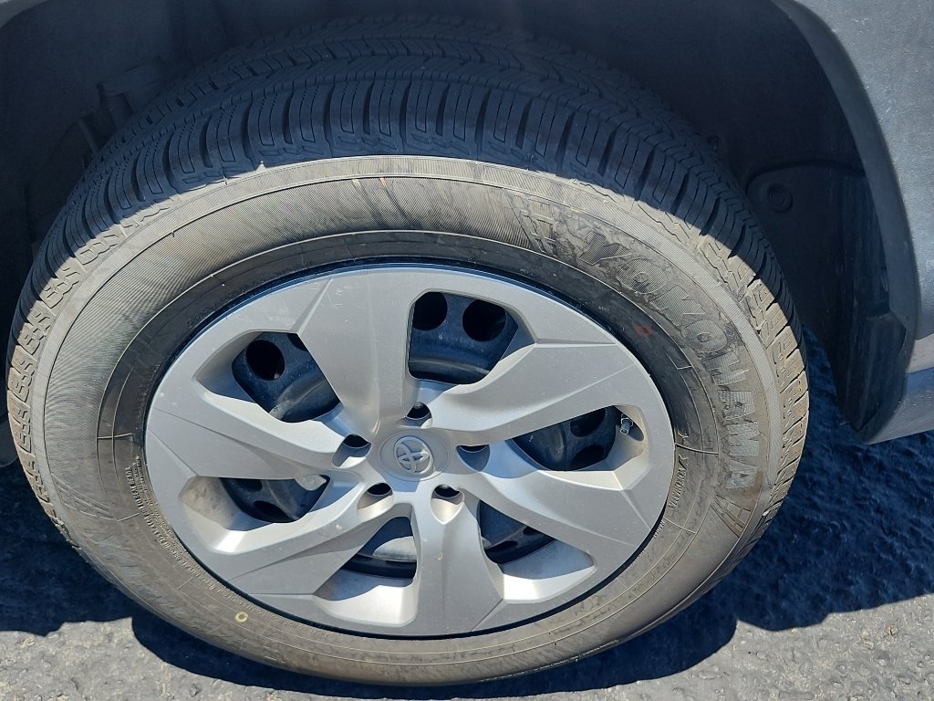 Used 2022 Silver Sky Metallic Toyota LE image 11