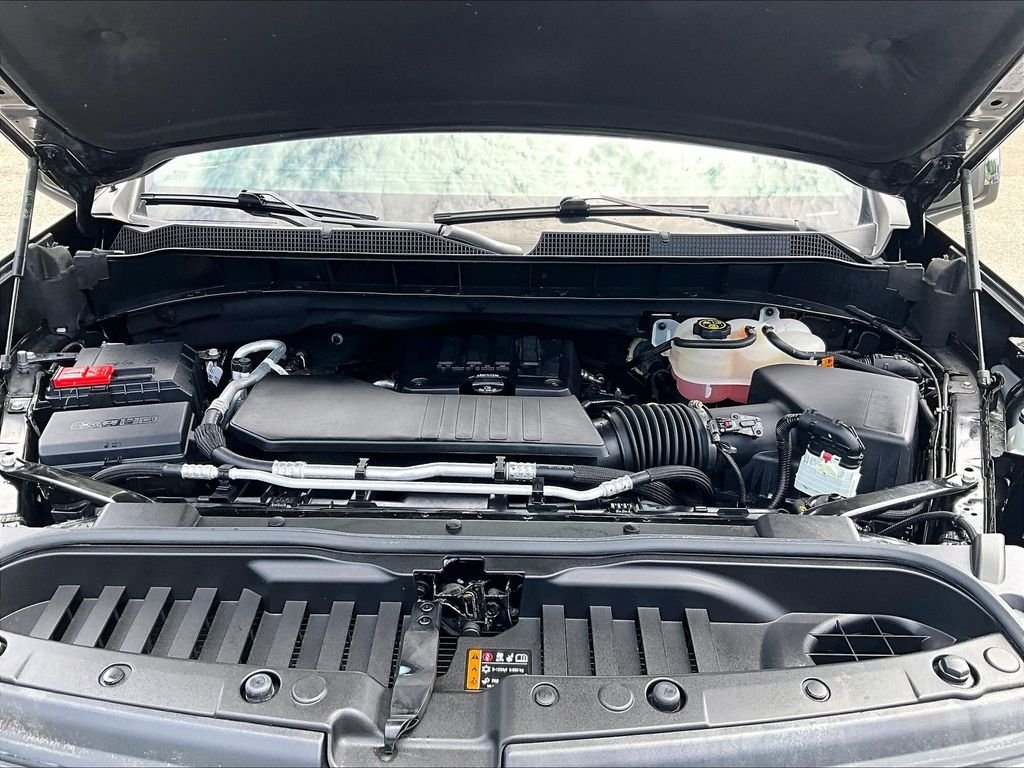 Used 2023 Black Chevrolet LT image 30