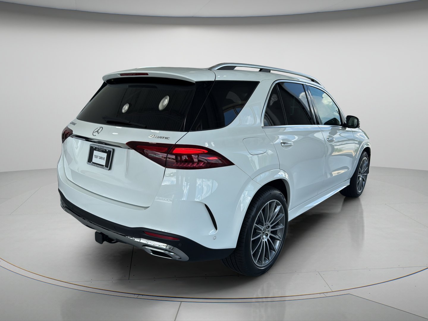 New 2026 Polar White Mercedes-Benz GLE 450 image 5