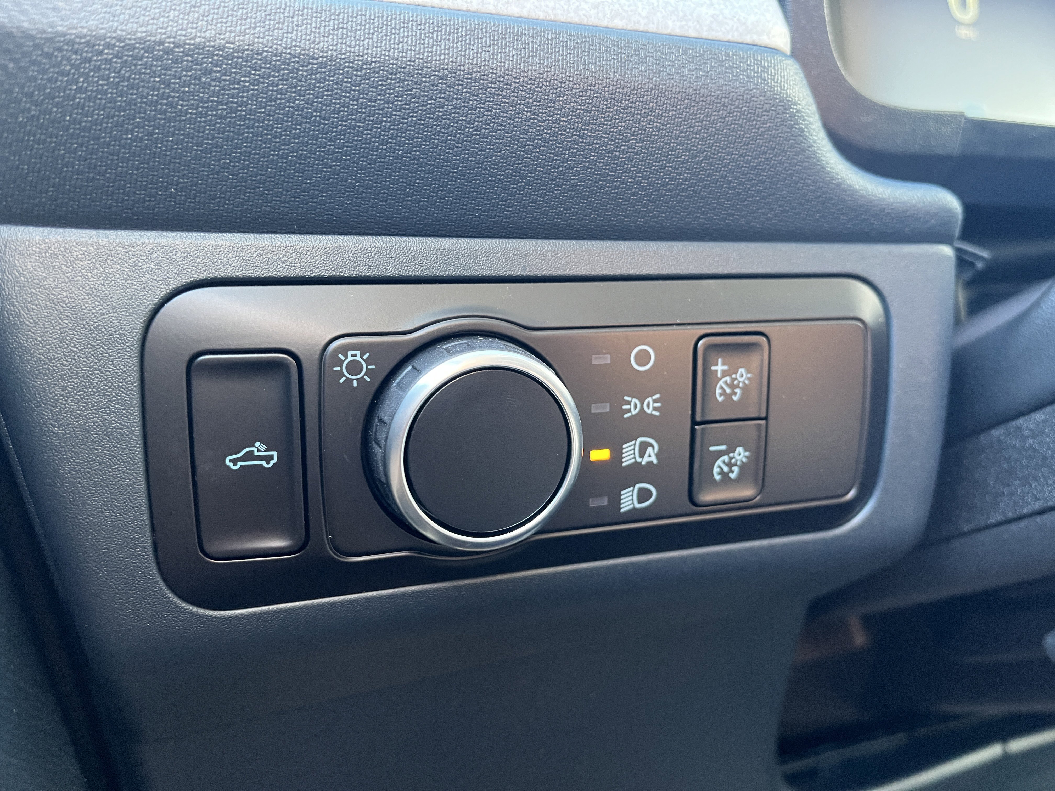 2025 Ford Maverick XLT - Photo 18