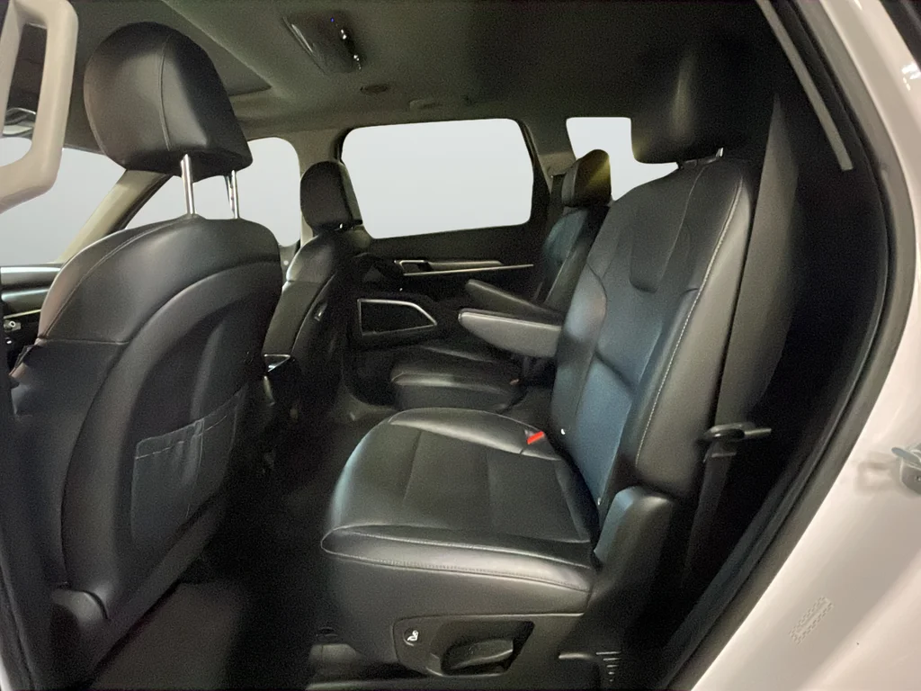 Certified Used 2022 White Kia S image 26