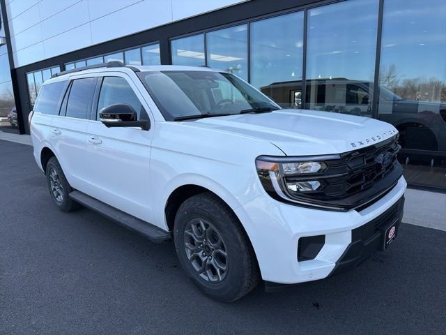 2026 Ford Expedition Active 4x4's photo