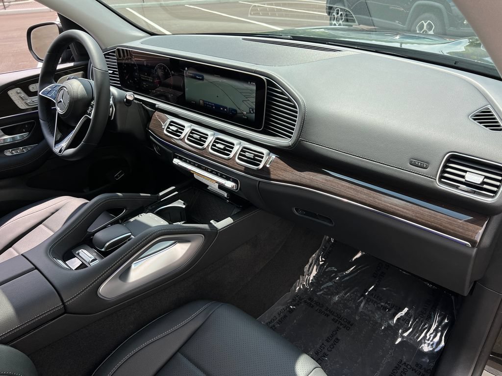 New 2026 Black Mercedes-Benz GLS 450 image 69