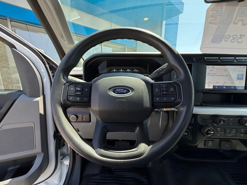 Used 2023 White Ford XL image 18