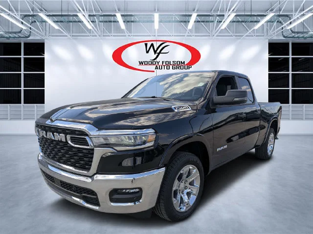 New 2026 Diamond Black Crystal Pearl-Coat Exterior Paint RAM Big Horn/Lone Star image 7