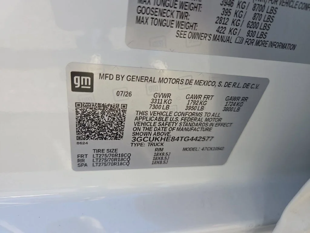 New 2026 White Chevrolet ZR2 image 21