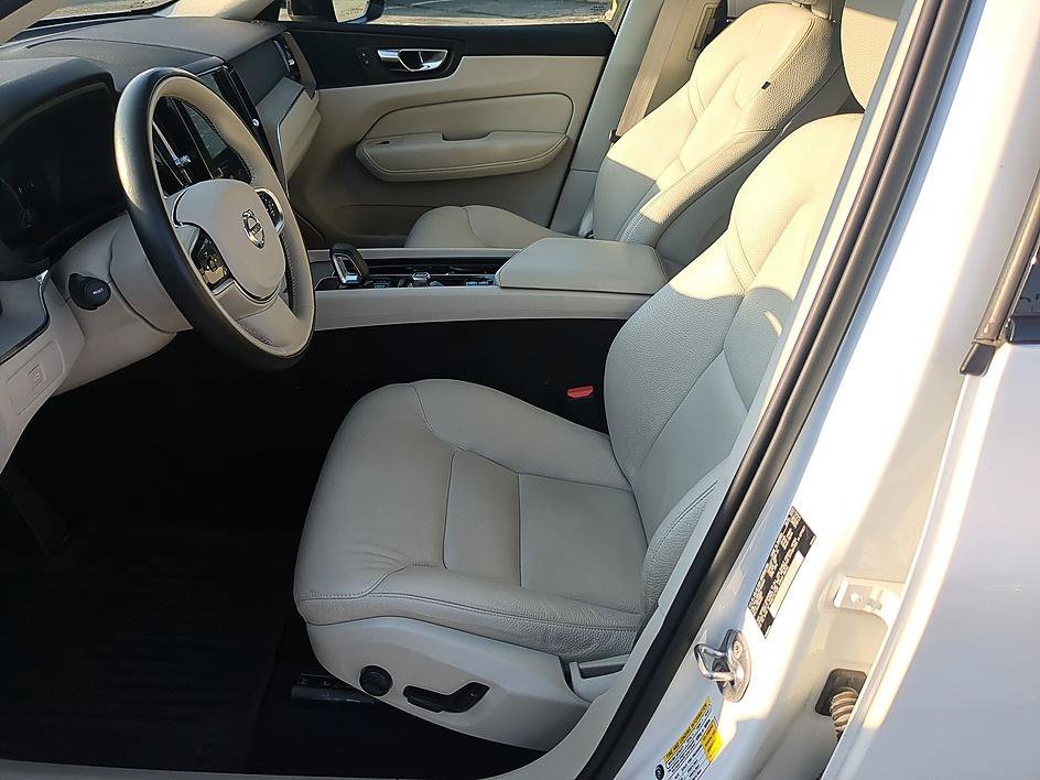 Used 2023 Denim Blue Metallic Volvo Plus Dark Theme image 14