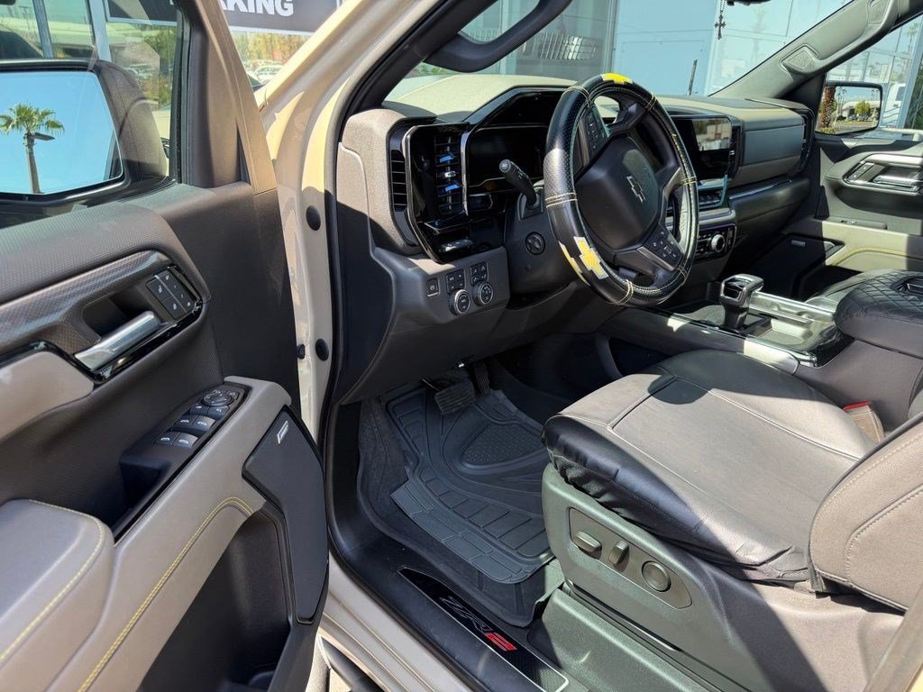 Used 2022 Sand Dune Metallic Chevrolet ZR2 image 18