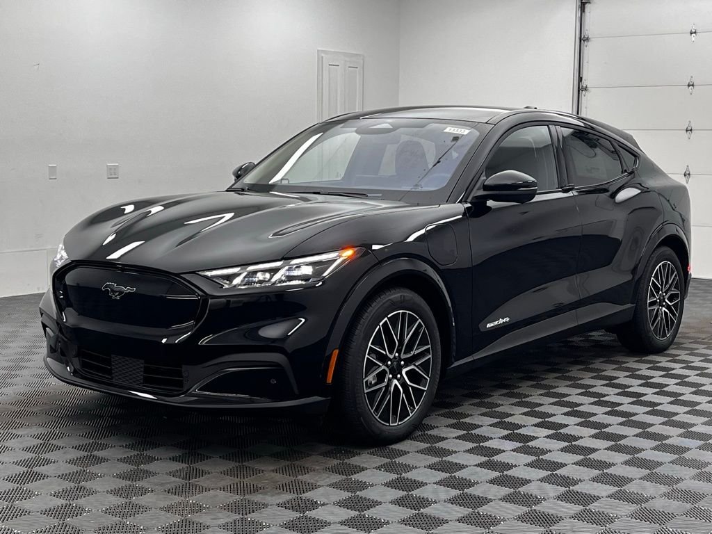 New 2026 Black Ford Premium image 2