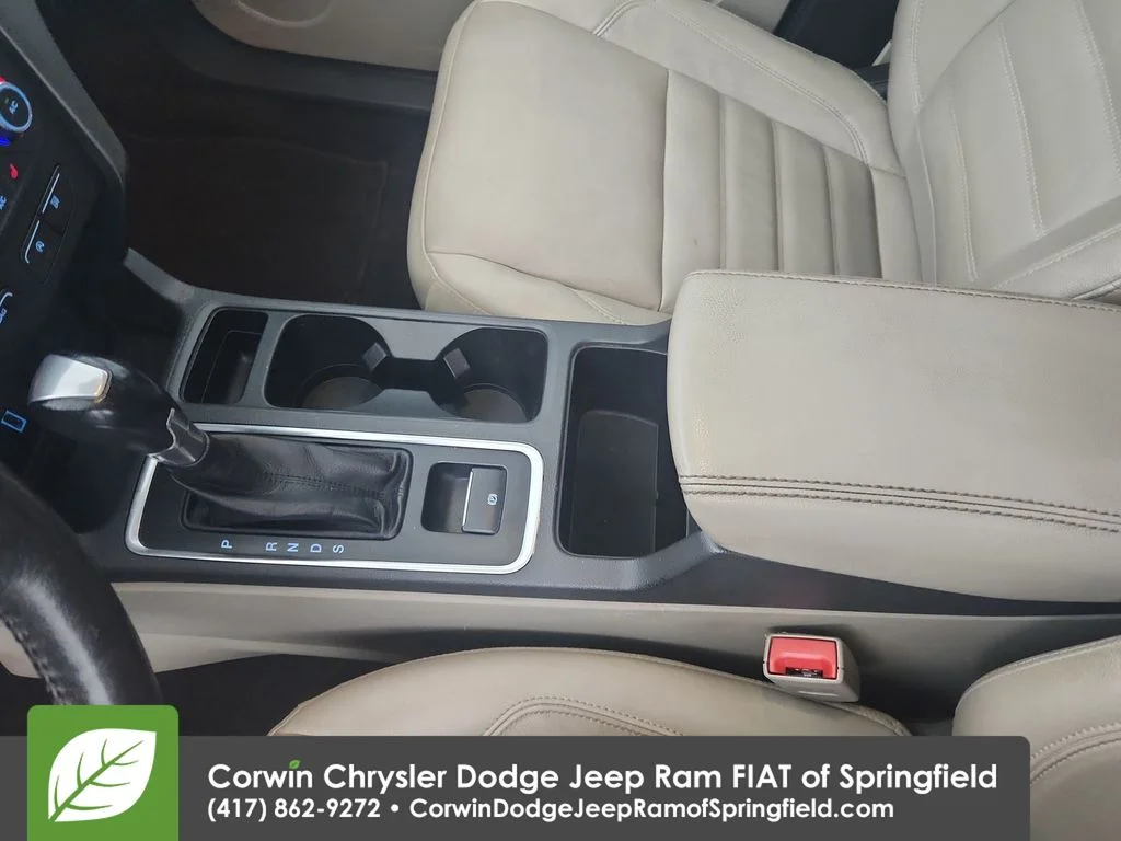 Used 2017 White Ford SE image 27