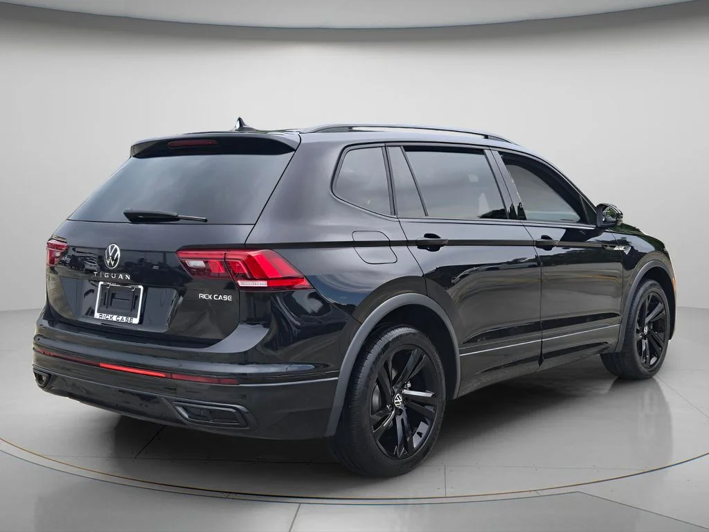 Certified Used 2024 Black Volkswagen 2.0T SE R-Line Black image 7