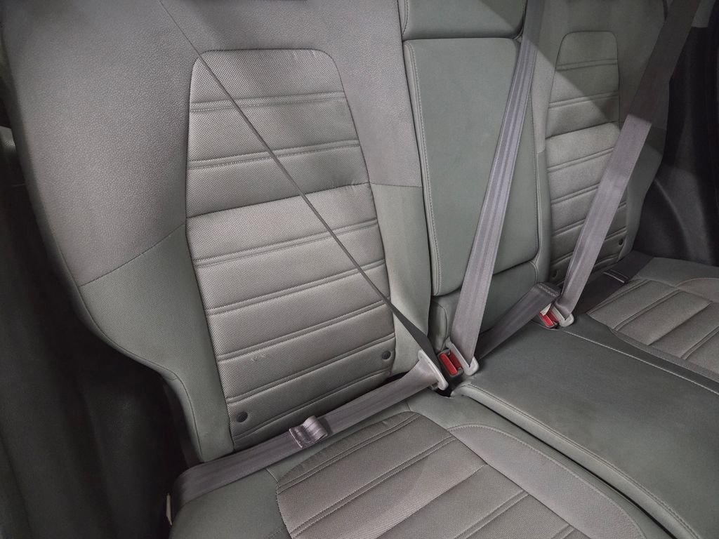 Used 2020  Honda EX image 19