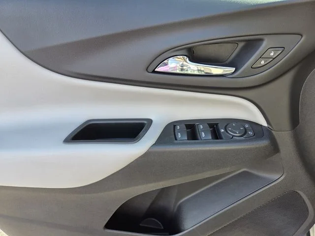Used 2018 Silver Chevrolet LS image 19