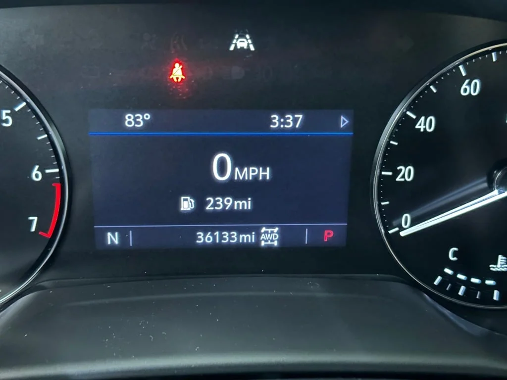 Used 2023 Cinnabar Metallic Buick Preferred image 3