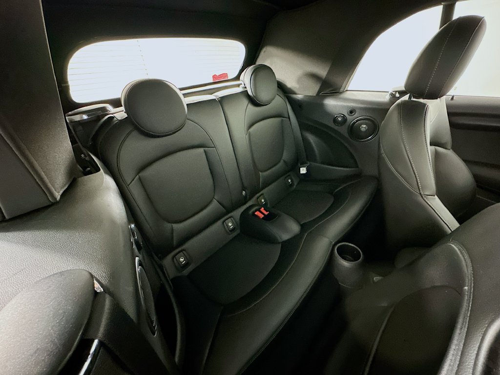 Used 2016 Black MINI Base image 27