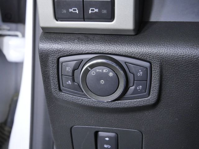 Certified Used 2020 White Ford Lariat image 25