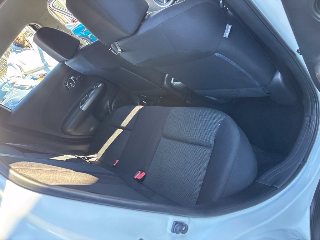 Used 2014 White Nissan S image 24
