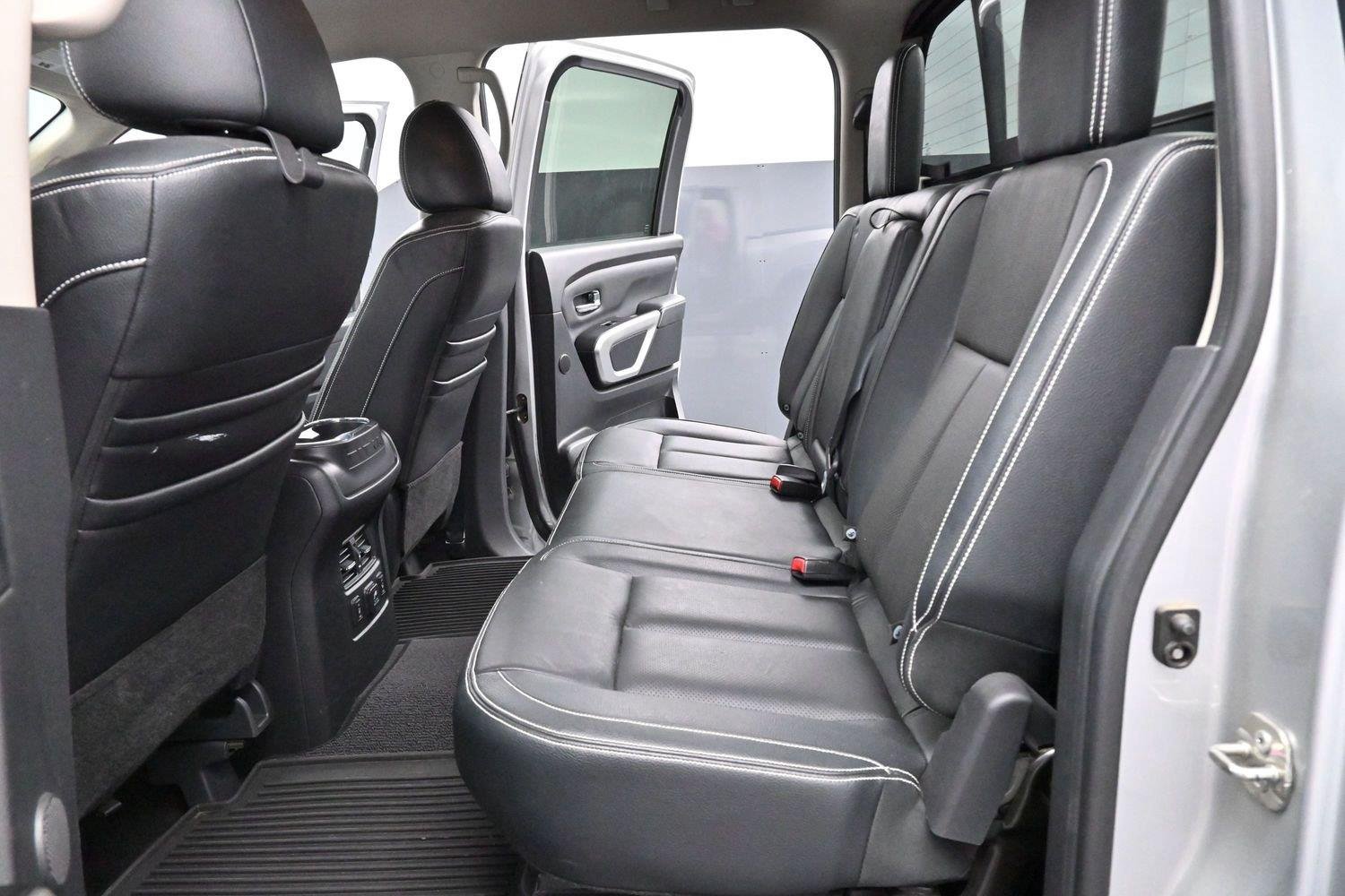 Used 2018 Brilliant Silver Nissan PRO-4X image 30
