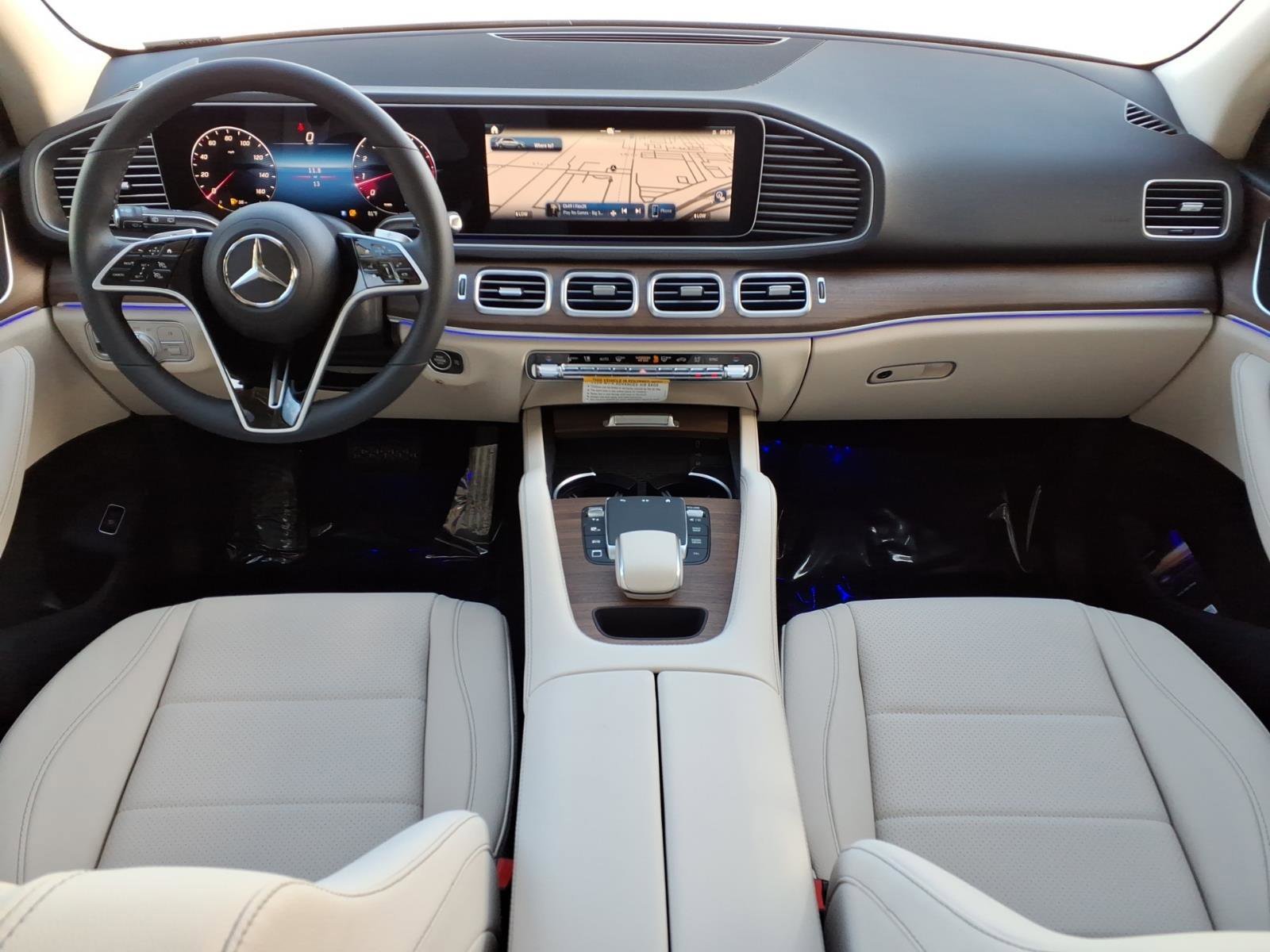New 2026 Polar White Mercedes-Benz 450 image 4