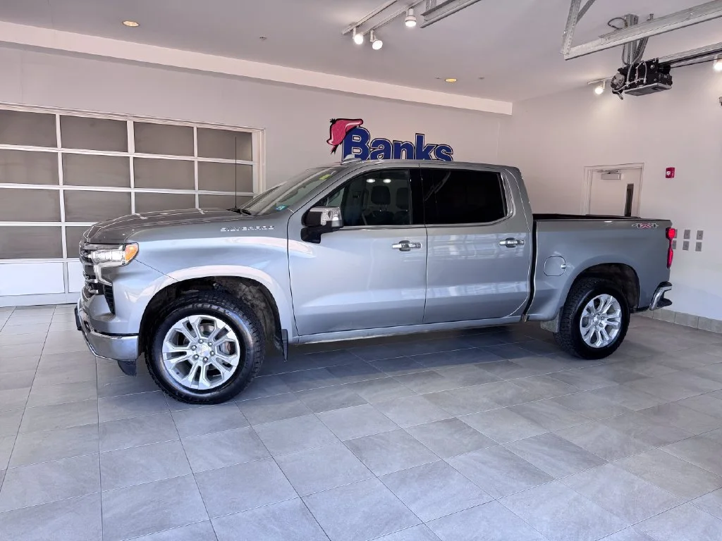 Certified Used 2025 Sterling Gray Metallic Chevrolet LTZ image 5