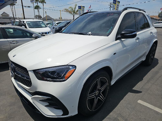2025 Mercedes-Benz GLE GLE 450E 4MATIC's photo