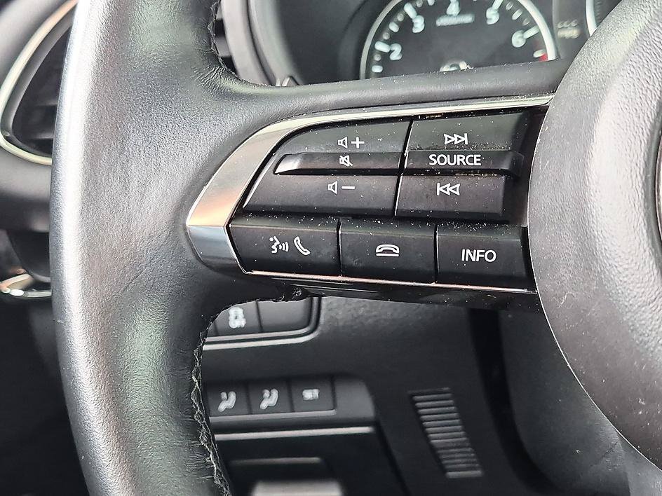 Used 2025 Platinum Quartz Metallic Mazda 2.5 S Preferred image 17