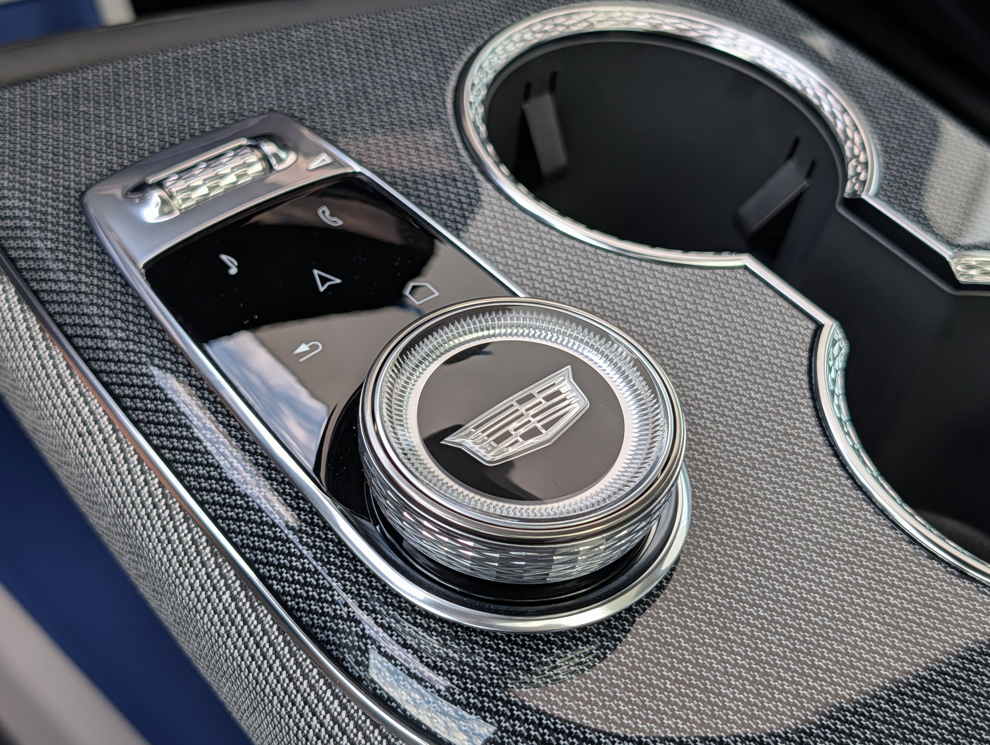 2026 Cadillac OPTIQ Luxury - Photo 23
