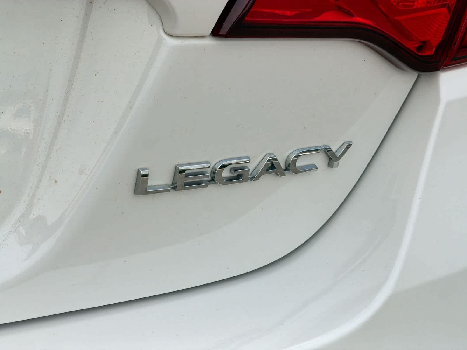 Used 2018 White Subaru Sport image 13