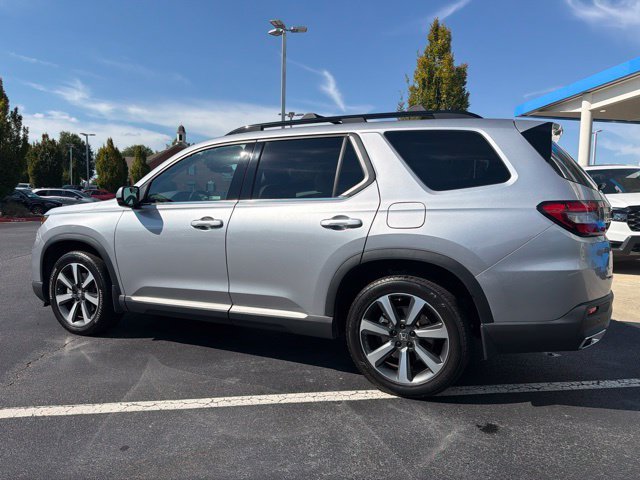 2023 Honda Pilot Touring - Photo 11
