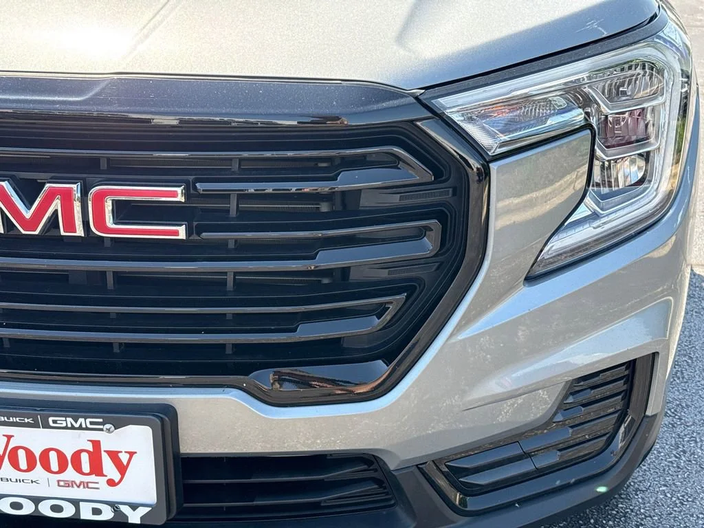 2024 GMC Terrain SLE - Photo 12