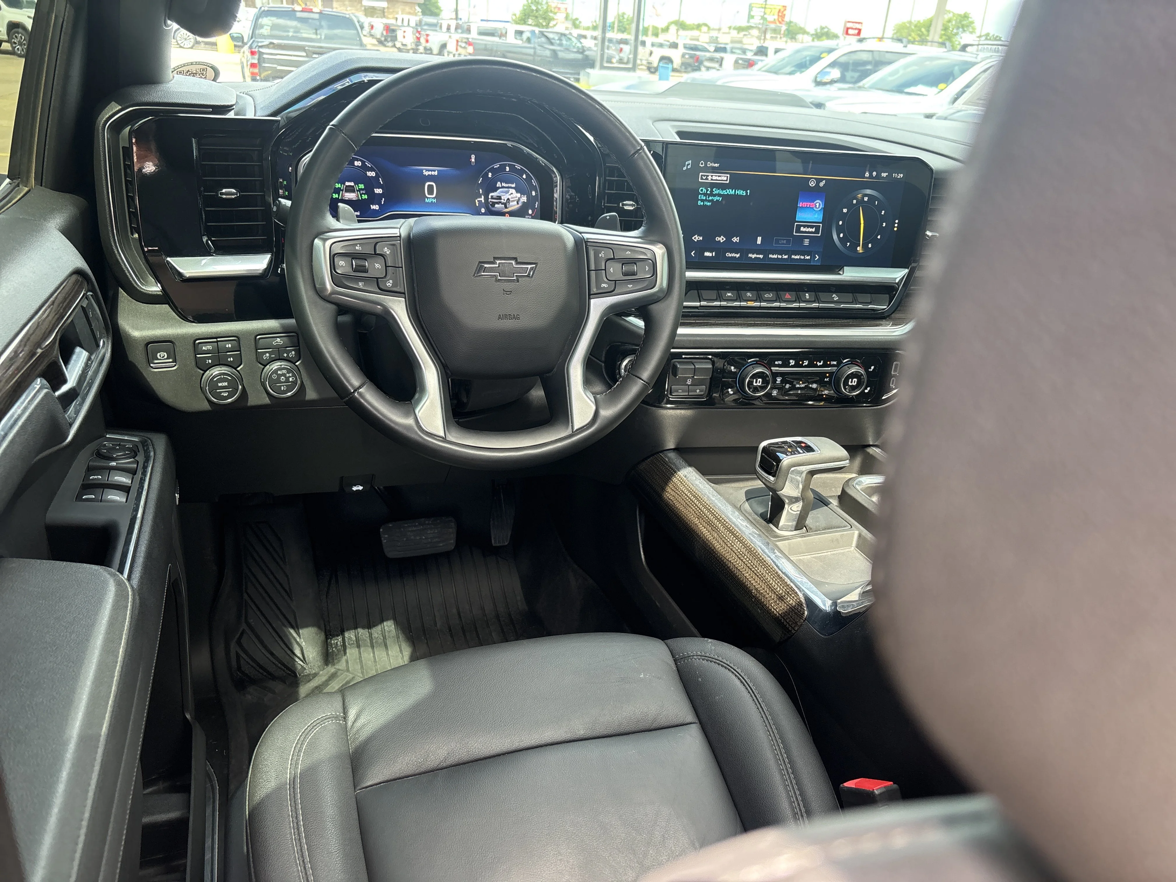 Used 2025 Summit White Chevrolet LT Trail Boss image 19