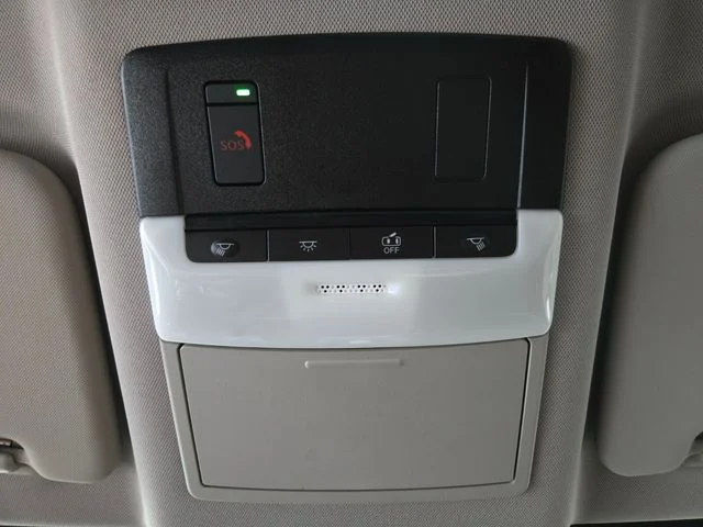 Used 2023 Silver Nissan SV image 25