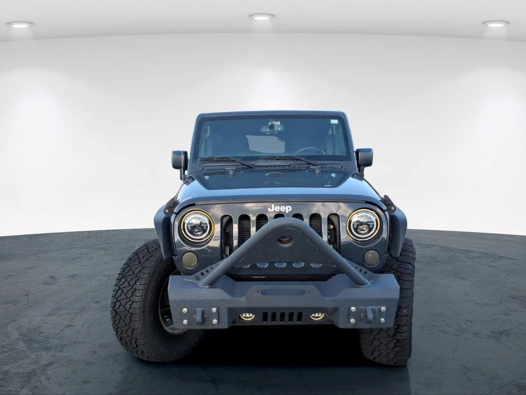 Used 2017 Black Jeep Unlimited Sport image 4