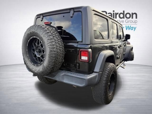 Used 2020 Black Clearcoat Jeep Sport S image 14