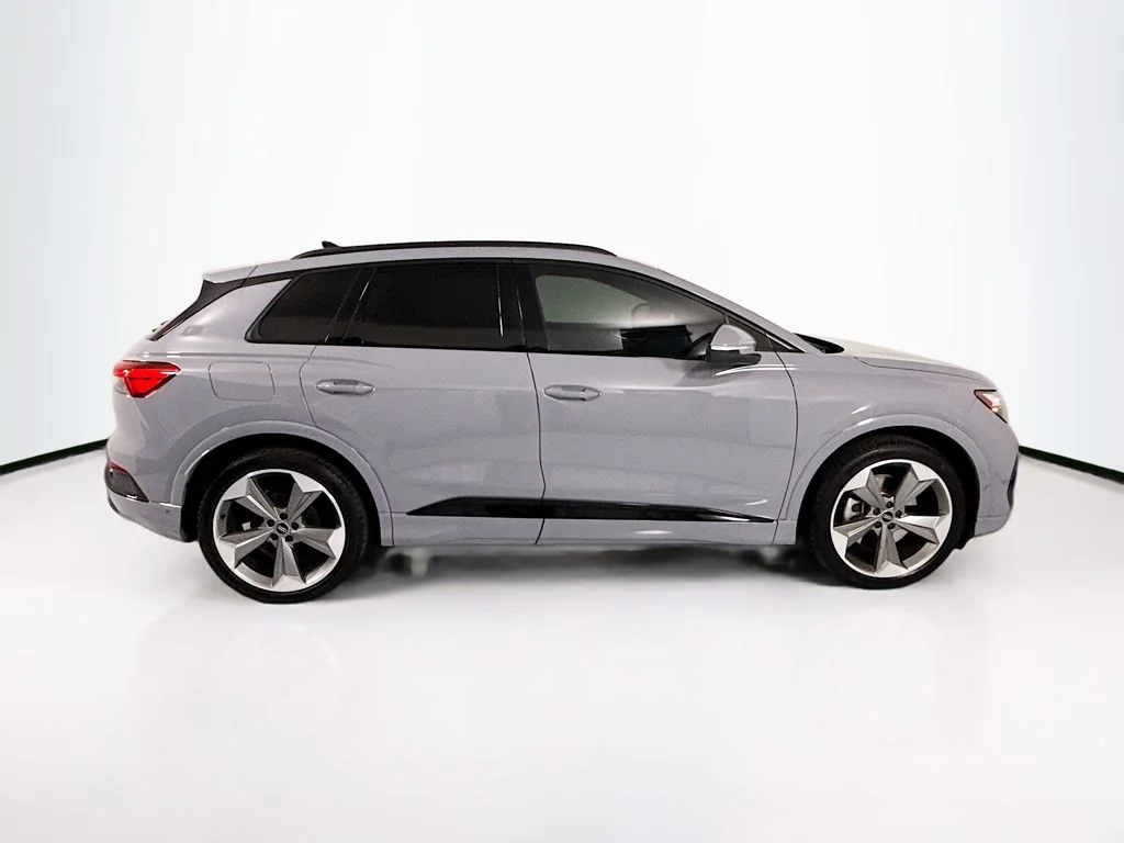 Certified Used 2026 Gray Audi Premium Plus image 4