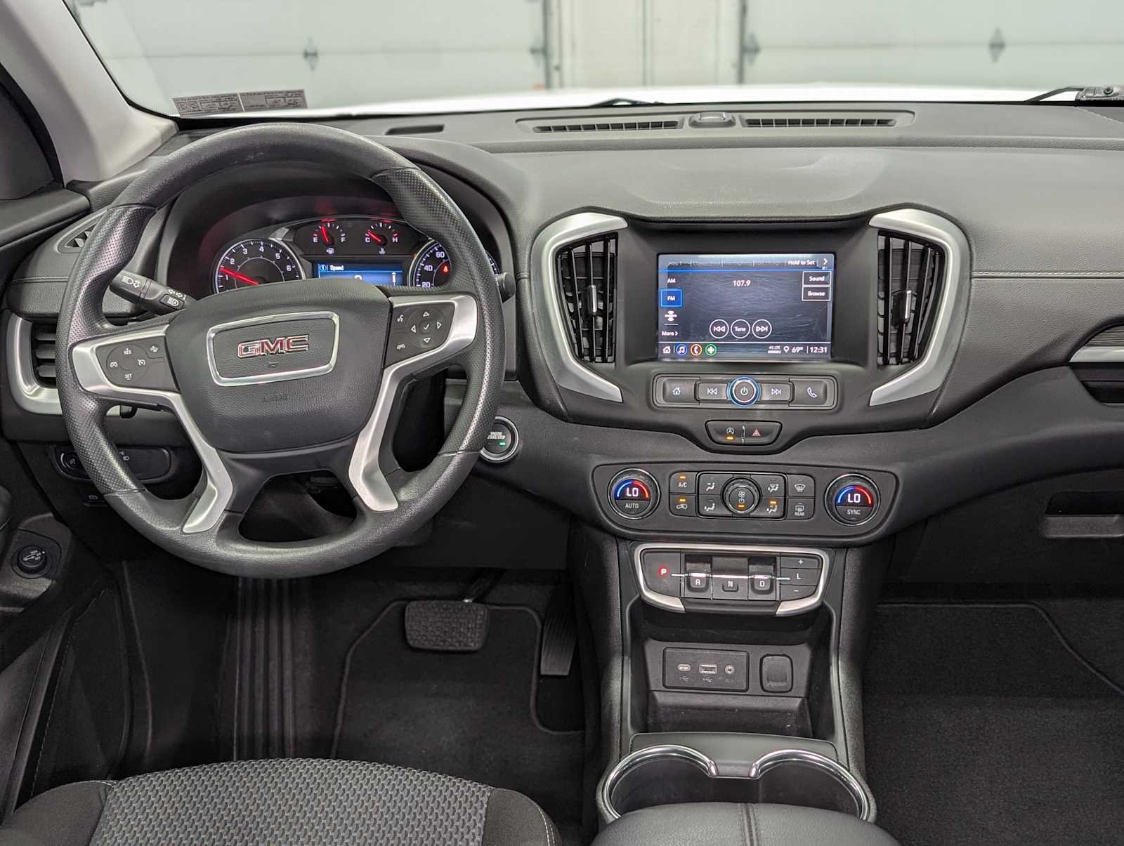 Used 2023 Summit White GMC SLE image 5