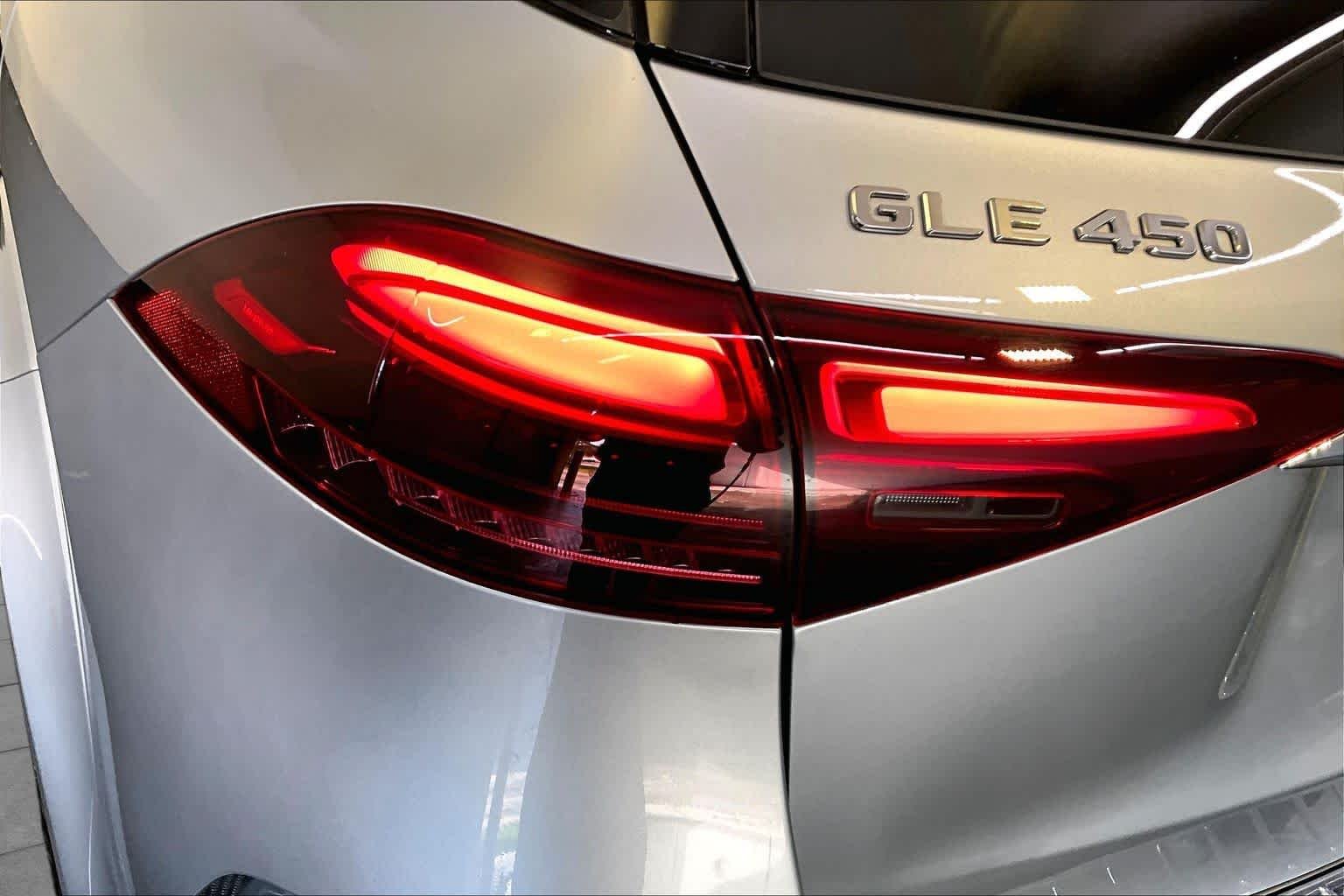 Certified Used 2024 Cirrus Silver Metallic Mercedes-Benz GLE 450 image 27