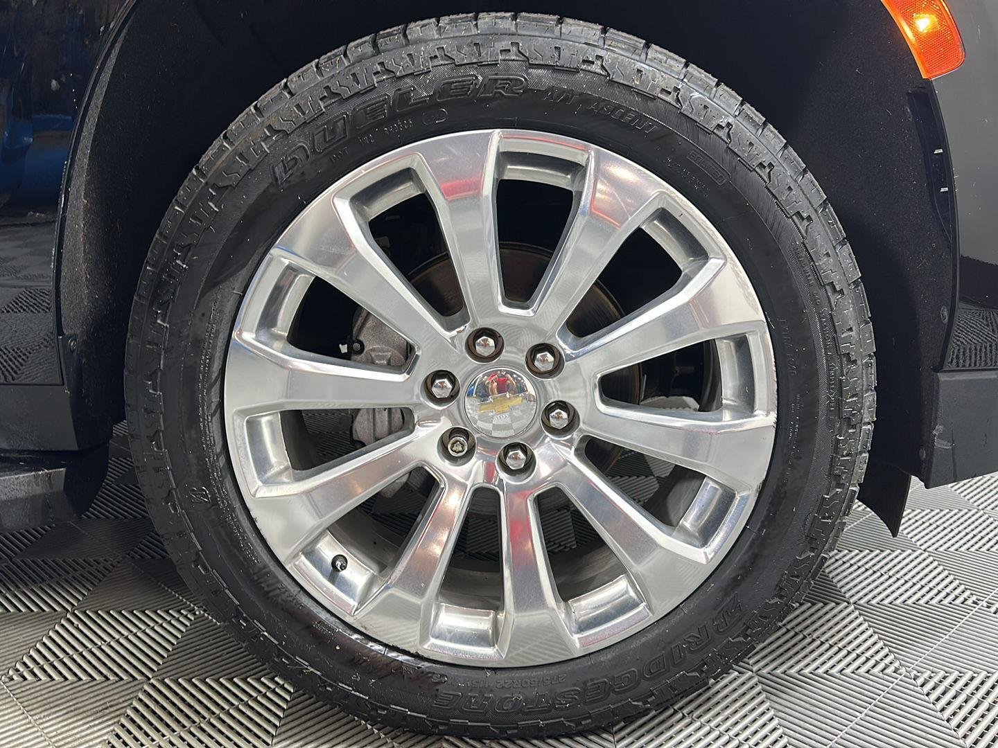 Used 2021 Black Chevrolet Premier image 2