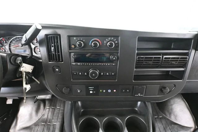 Used 2019 White Chevrolet Work Van image 28