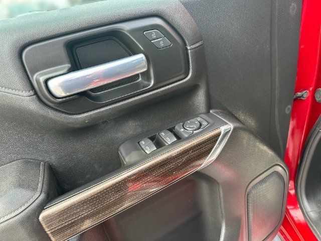 Used 2021 Red Chevrolet LT image 24