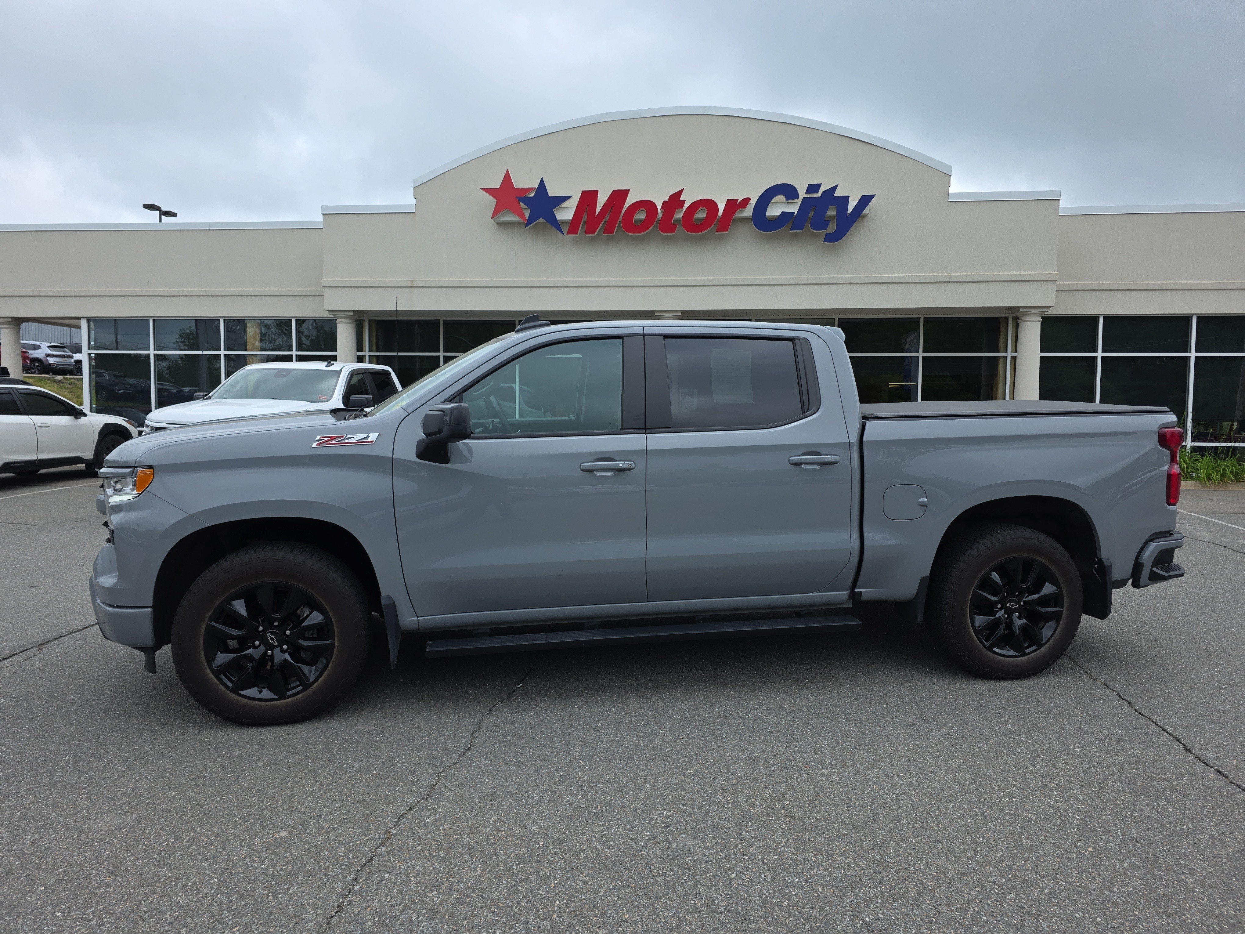 Used 2024 Slate Gray Metallic Chevrolet RST image 2
