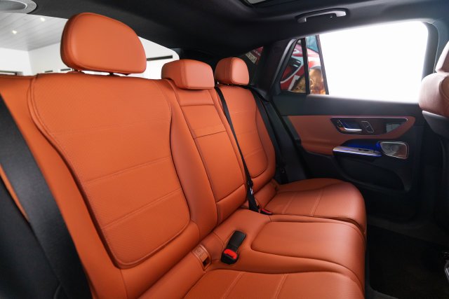 New 2027 Obsidian Black Metallic Mercedes-Benz GLC 300 image 68