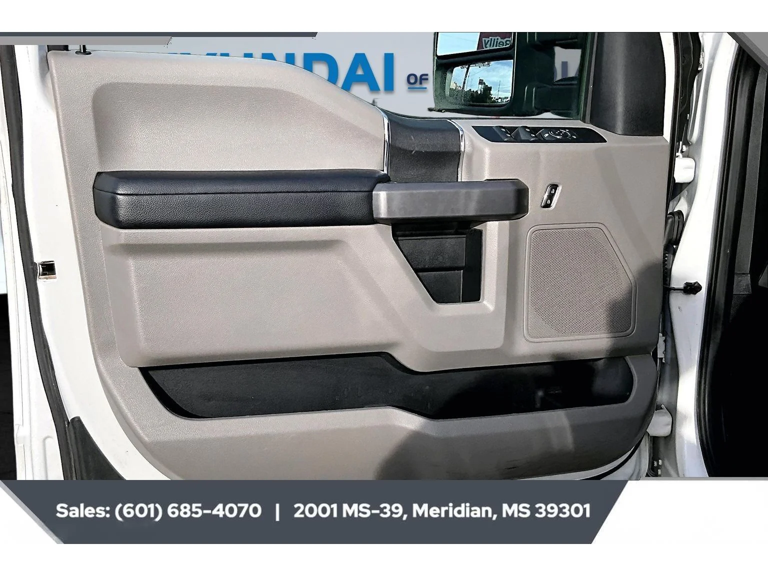 Used 2020 Oxford White Ford XLT image 17