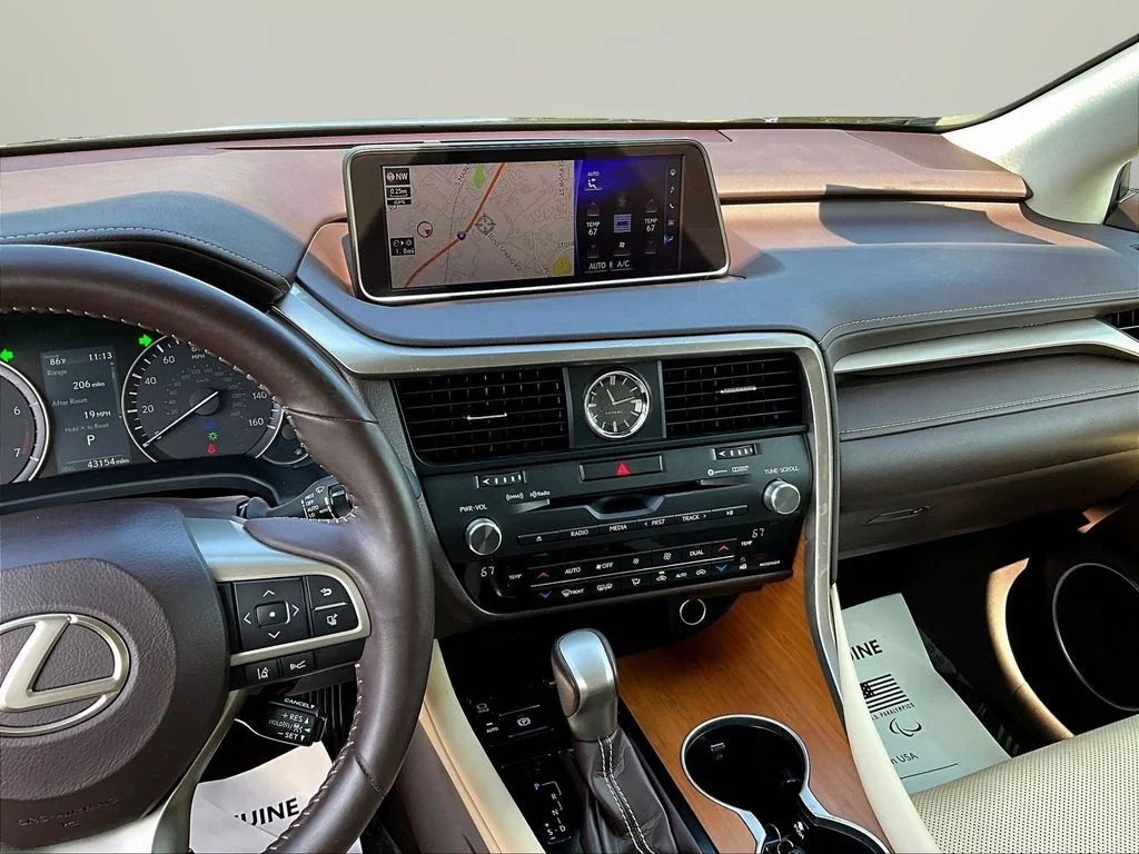 Used 2018 Mica Lexus 350 image 11