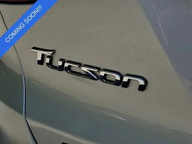 Used 2015 Silver Hyundai SE image 33