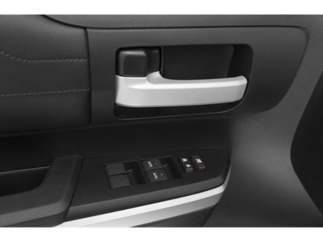 Used 2015  Toyota Limited image 20